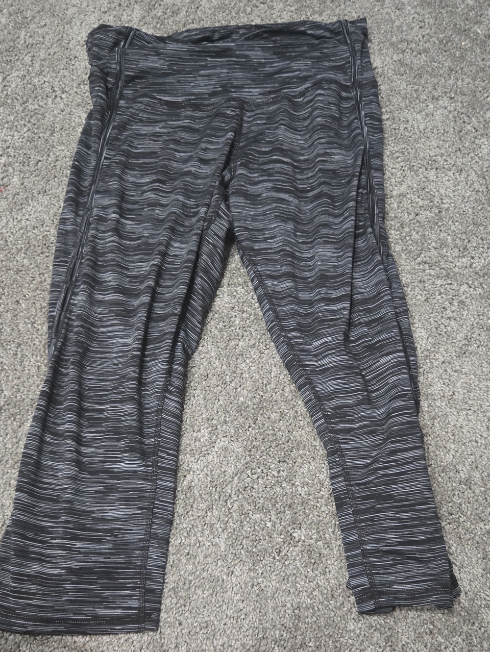 XXL Champion Womens Black & Gray Striped Athletic Leggings - XXL
